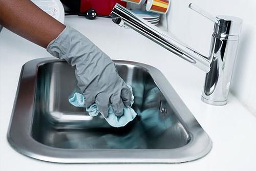 Helden Umzüge - Reinigung Helden Umzüge - Reinigung, Waschbecken, Lappen